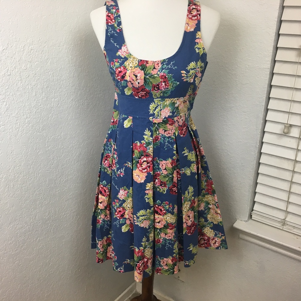 Monteau Floral Linen Fit and Flare Dress